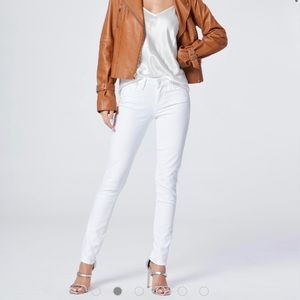 PAIGE SKYLINE SKINNY IN WHITE